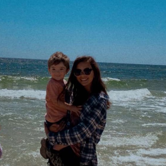 Meet your Posher, Aubreigh - Picture 1 of 1